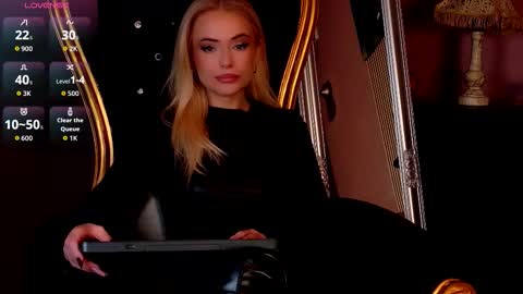 Snapshot of teasingjulianna chatting on November 2025 10:32:02 PM teasingjulianna online show from November 2025 10:32:02 PM