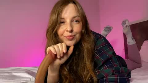 Mary     X TechnoElfff  INST    fansly kissmary online show from April 2026 08:03:02 PM