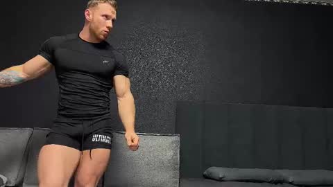 Andy Psy online show from November 2025 05:46:02 AM