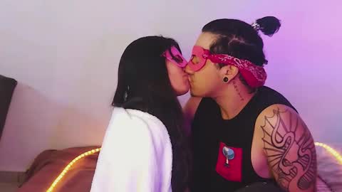 Snapshot of tededicoesaluna chatting on November 2025 03:34:01 PM Shelovesthemask online show from November 2025 03:34:01 PM