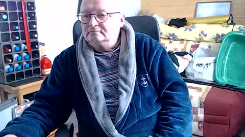 tedy6374 online show from May 2026 10:31:01 AM