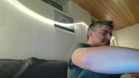 Peter online show from January 2025 09:41:01 PM