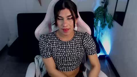 tefy_bratz online show from October 2025 04:10:02 AM