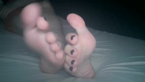 Snapshot of telegram1030 chatting on October 2025 04:16:01 AM Viv West online show from October 2025 04:16:01 AM