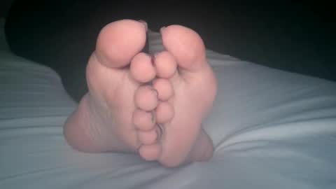 Snapshot of telegram1030 chatting on November 2025 03:23:01 AM Viv West online show from November 2025 03:23:01 AM