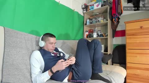 Snapshot of telepaticman chatting on February 2025 11:54:01 AM Virg Lszl online show from February 2025 11:54:01 AM