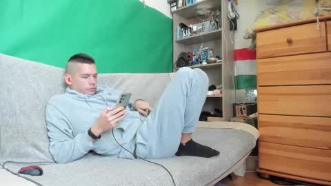 Snapshot of telepaticman chatting on October 2025 11:22:01 AM Virg Lszl online show from October 2025 11:22:01 AM