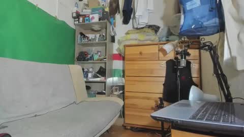 Snapshot of telepaticman chatting on November 2025 04:30:01 PM Virg Lszl online show from November 2025 04:30:01 PM