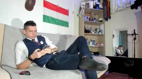 Snapshot of telepaticman chatting on December 2025 04:39:02 AM Virg Lszl online show from December 2025 04:39:02 AM