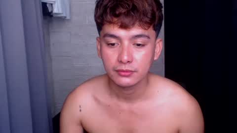Snapshot of tempting_jon chatting on July 2026 06:17:01 AM tempting_jon online show from July 2026 06:17:01 AM