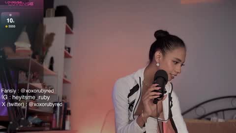 Snapshot of temptressxruby chatting on January 2025 02:19:01 PM TemptressxRuby online show from January 2025 02:19:01 PM