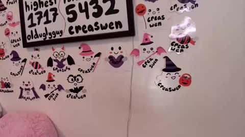 Snapshot of ten_tickle_pixie chatting on October 2025 10:07:02 PM Pixie and Tentacle Overlord online show from October 2025 10:07:02 PM