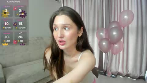 Snapshot of tender_babyyy chatting on June 2026 01:34:01 PM Amina online show from June 2026 01:34:01 PM