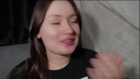 Snapshot of tendre_amelia chatting on May 2026 10:55:02 AM tendre_amelia online show from May 2026 10:55:02 AM
