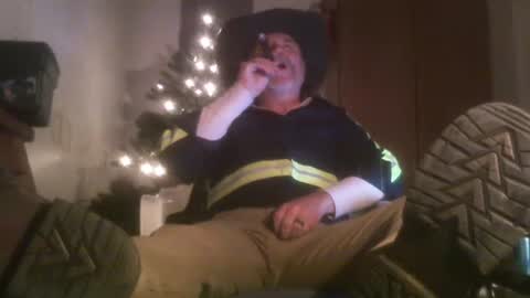 Snapshot of tennredneck chatting on January 2025 05:06:02 AM Tennredneck online show from January 2025 05:06:02 AM