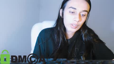 Lisa online show from December 2025 04:07:02 AM