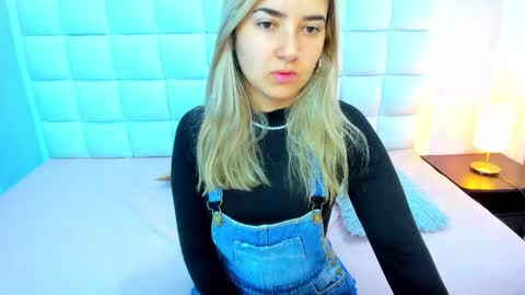 Teresa online show from October 2025 12:06:01 PM