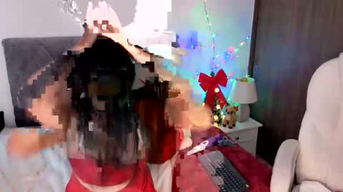 Snapshot of ternura_prohibida chatting on December 2025 05:08:02 PM Emily online show from December 2025 05:08:02 PM