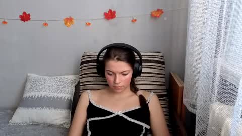 Anny Simpson online show from October 2025 04:35:02 AM