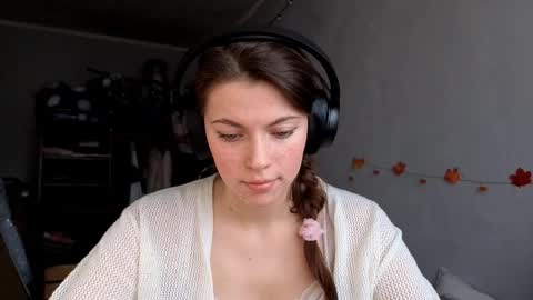 Anny Simpson online show from October 2025 05:53:02 AM