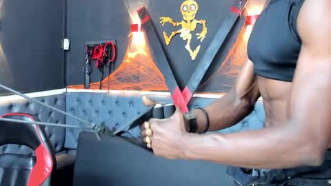 terranze_z online show from October 2025 09:04:02 PM