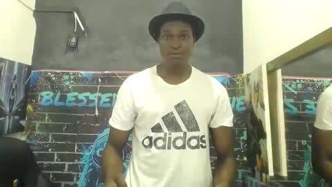 terry_zyzz online show from April 2026 10:26:01 AM