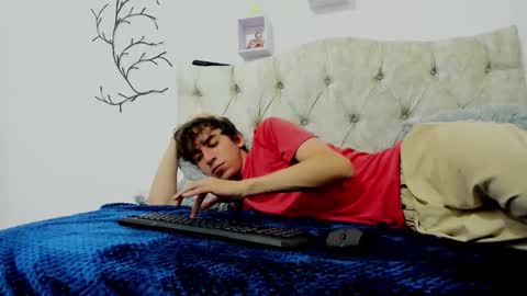 terrygrace online show from November 2025 07:35:02 PM