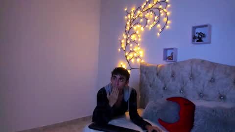 terrygrace online show from November 2025 07:30:01 PM