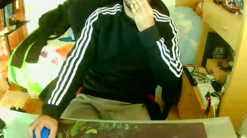 terwosdex online show from November 2025 04:18:01 PM