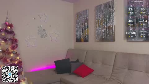 Tessa online show from December 2024 05:04:02 AM