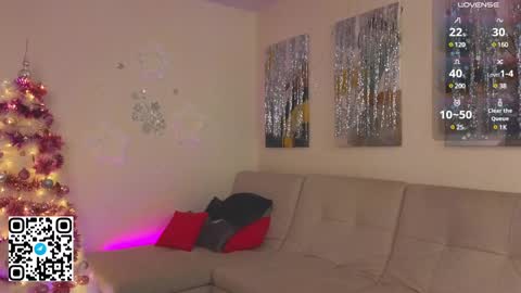 Tessa online show from January 2025 05:19:01 AM