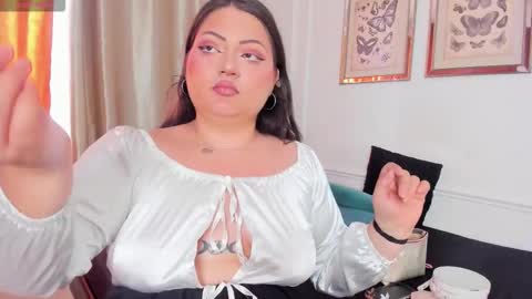 Snapshot of tessa_sinclaire chatting on September 2025 08:36:02 PM TERESA online show from September 2025 08:36:02 PM