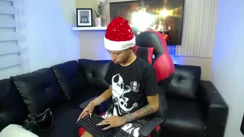 tessachains online show from December 2025 03:57:01 AM