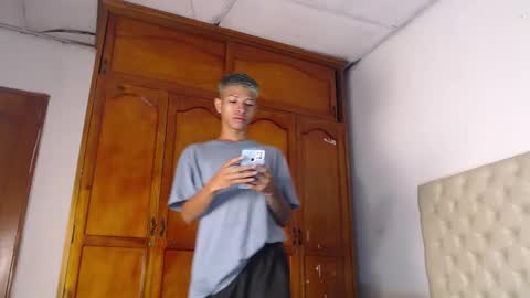 tessachains online show from February 2026 12:45:02 PM