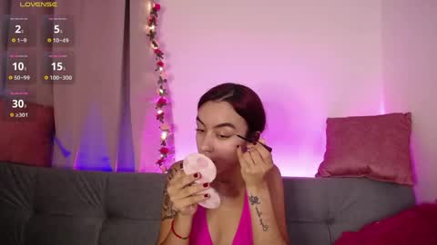 Tessa foxie      online show from June 2026 12:29:01 PM