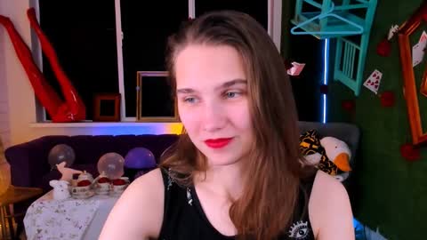 Snapshot of tessamill chatting on September 2025 05:32:01 AM Tessa online show from September 2025 05:32:01 AM