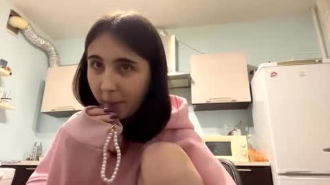 Snapshot of tesscanute chatting on October 2025 08:20:02 PM Tess online show from October 2025 08:20:02 PM