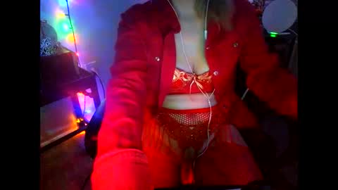 tetherbelle online show from January 2026 07:00:01 AM