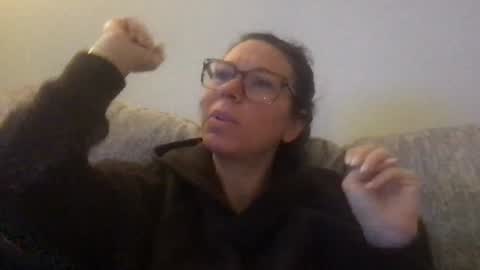 Daphne Summers online show from March 2026 10:09:01 PM