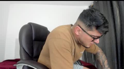 teylor creed online show from November 2025 06:04:02 PM