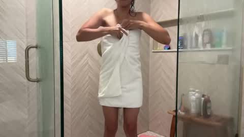 Snapshot of tgirltoesx chatting on November 2025 07:46:02 PM babygirlmami online show from November 2025 07:46:02 PM