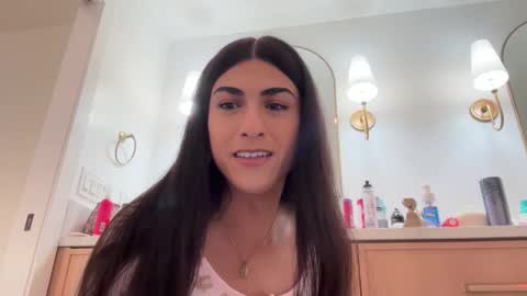 babygirlmami online show from November 2025 06:18:01 PM