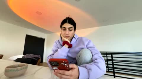 babygirlmami online show from February 2026 07:04:01 PM