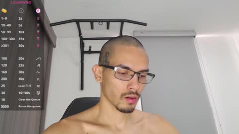 INSTAGRAM   Th1rss online show from February 2025 01:11:02 PM