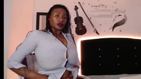 Snapshot of thalia_joness chatting on April 2026 12:04:01 PM Thalia online show from April 2026 12:04:01 PM