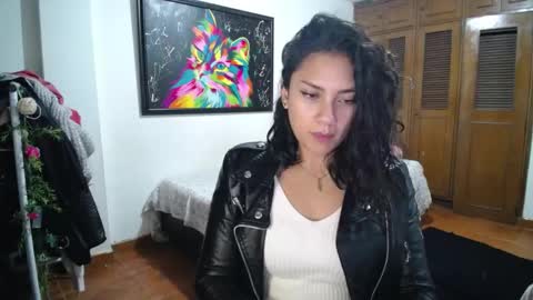    online show from December 2024 05:23:01 AM