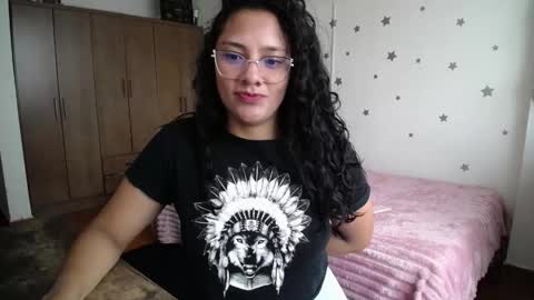 Snapshot of thaliacooper chatting on February 2026 04:22:02 PM online show from February 2026 04:22:02 PM