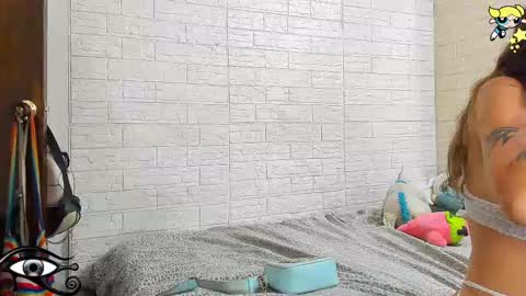 Thalia   online show from September 2025 09:14:02 PM