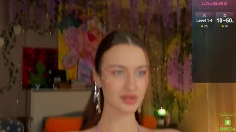 Your Eva online show from October 2025 06:47:01 AM