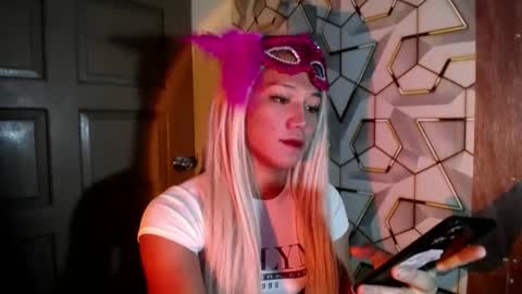 Snapshot of thatgirl_jammelaxxx chatting on February 2025 03:21:01 AM Jammela online show from February 2025 03:21:01 AM